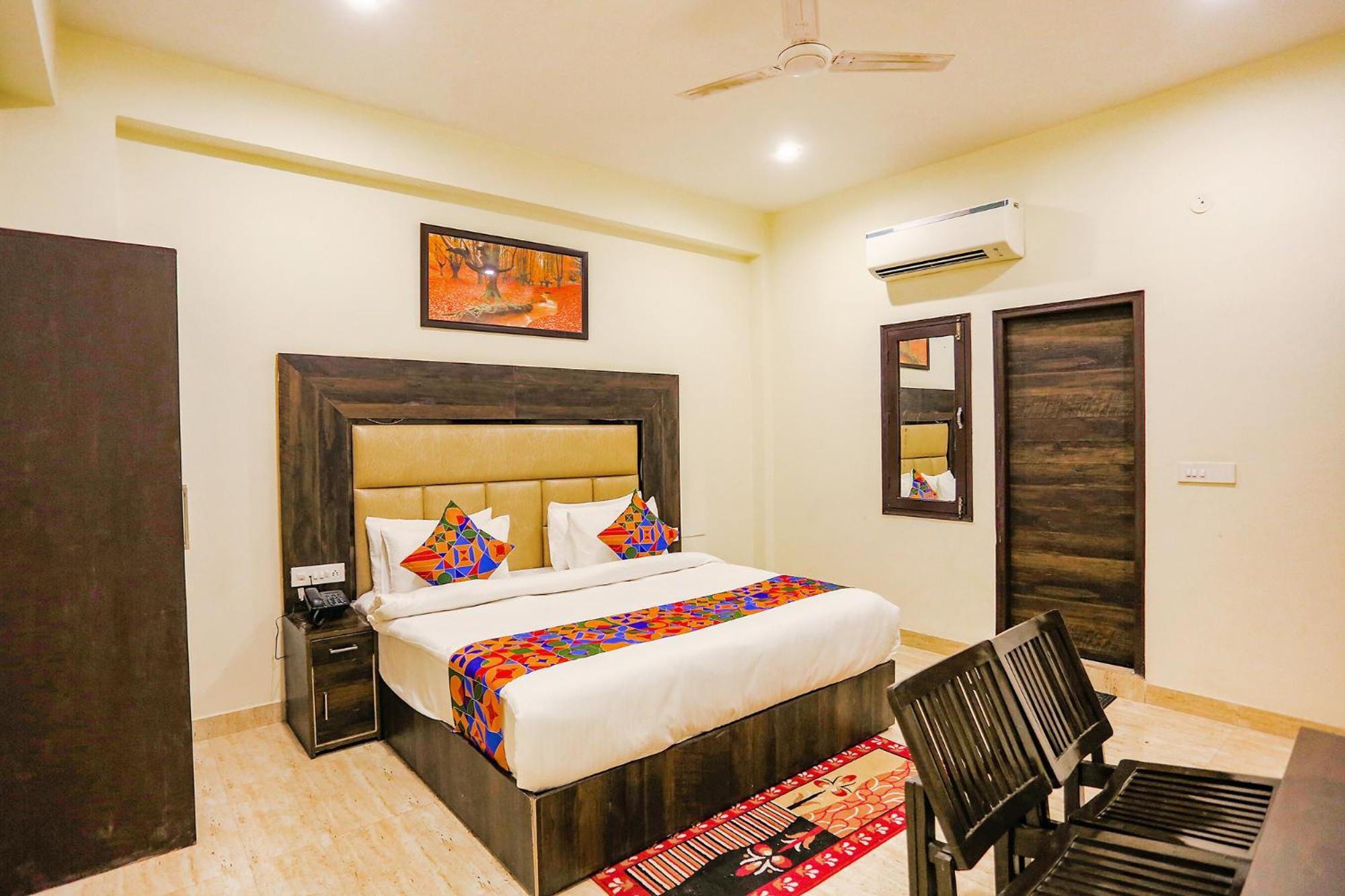 Fabhotel The Kiara Near Igi Delhi Airport 뉴델리 외부 사진