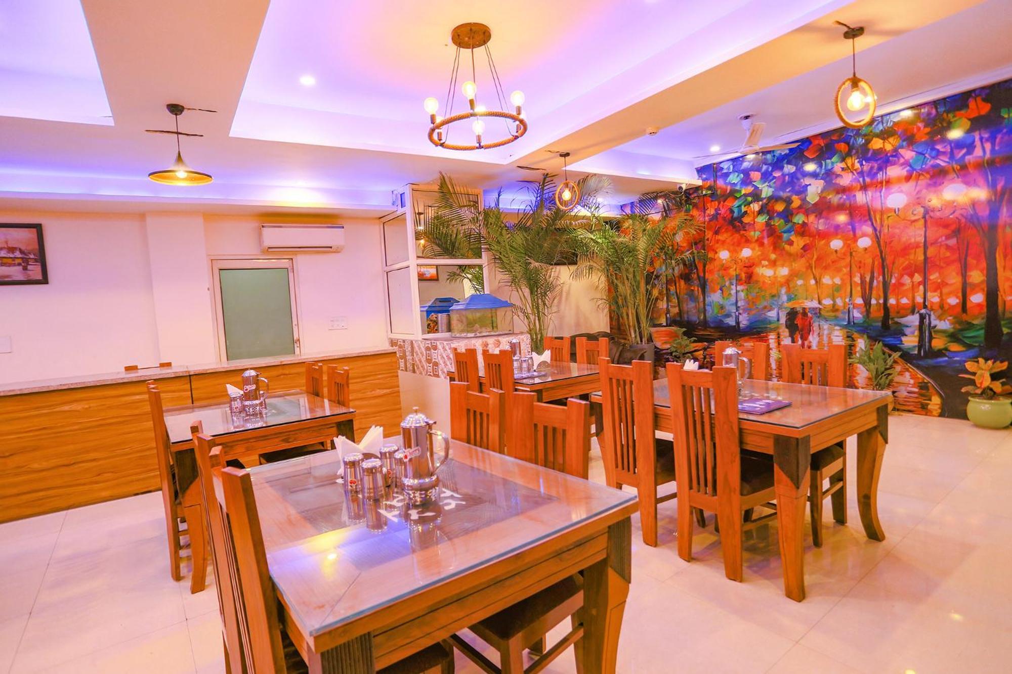Fabhotel The Kiara Near Igi Delhi Airport 뉴델리 외부 사진