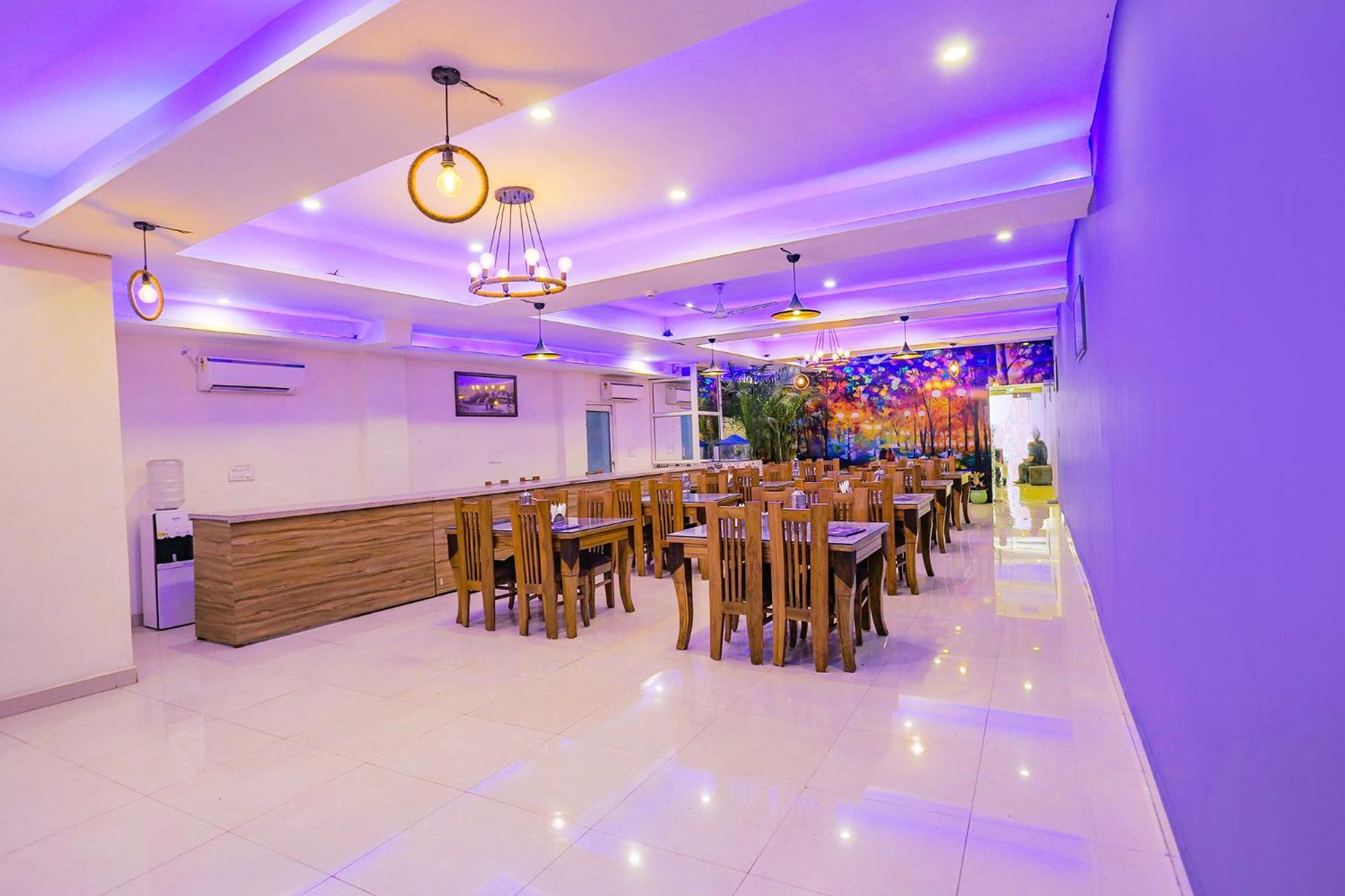 Fabhotel The Kiara Near Igi Delhi Airport 뉴델리 외부 사진