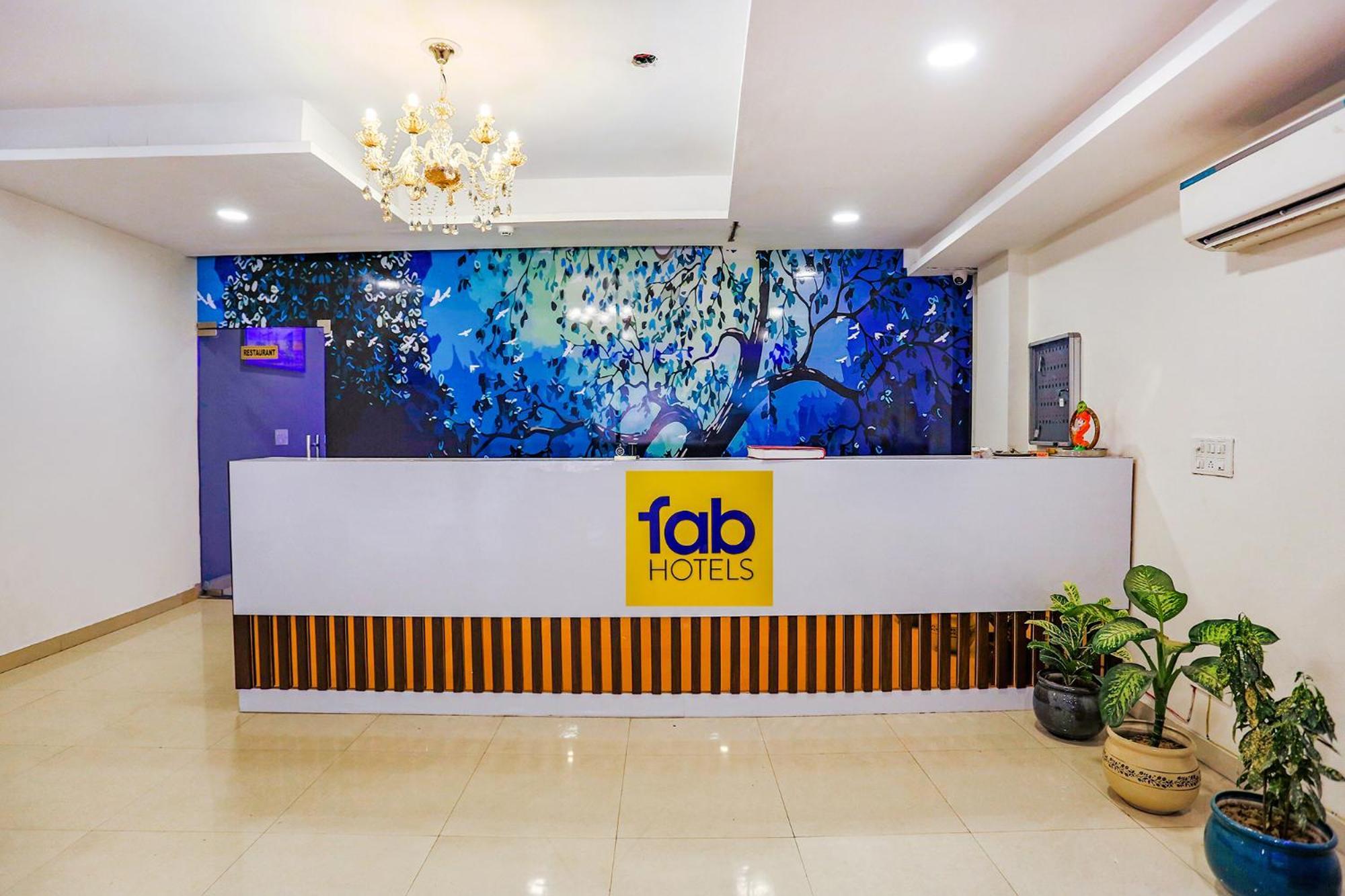 Fabhotel The Kiara Near Igi Delhi Airport 뉴델리 외부 사진