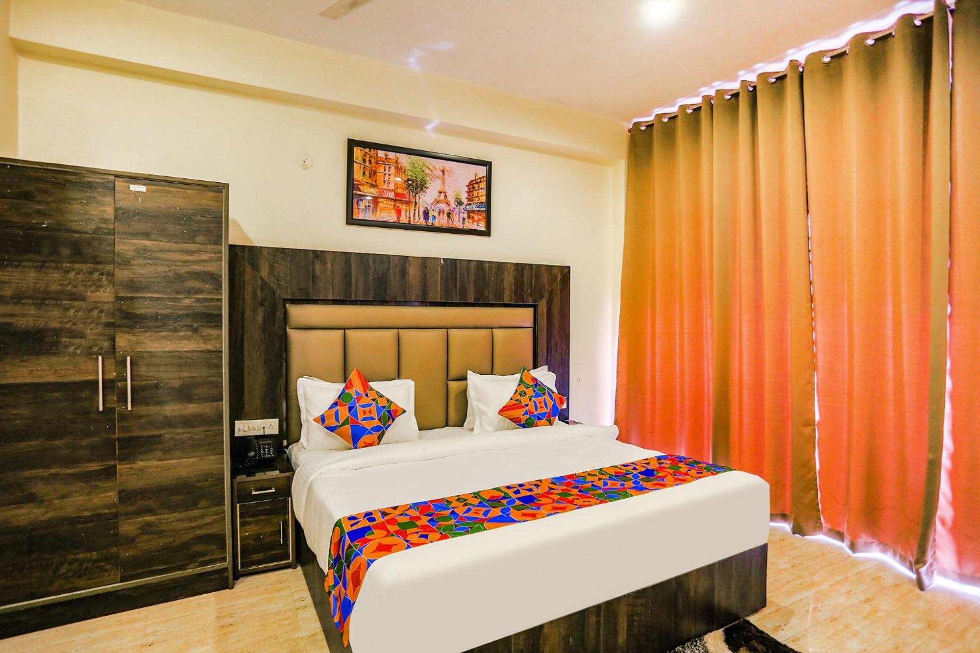 Fabhotel The Kiara Near Igi Delhi Airport 뉴델리 외부 사진