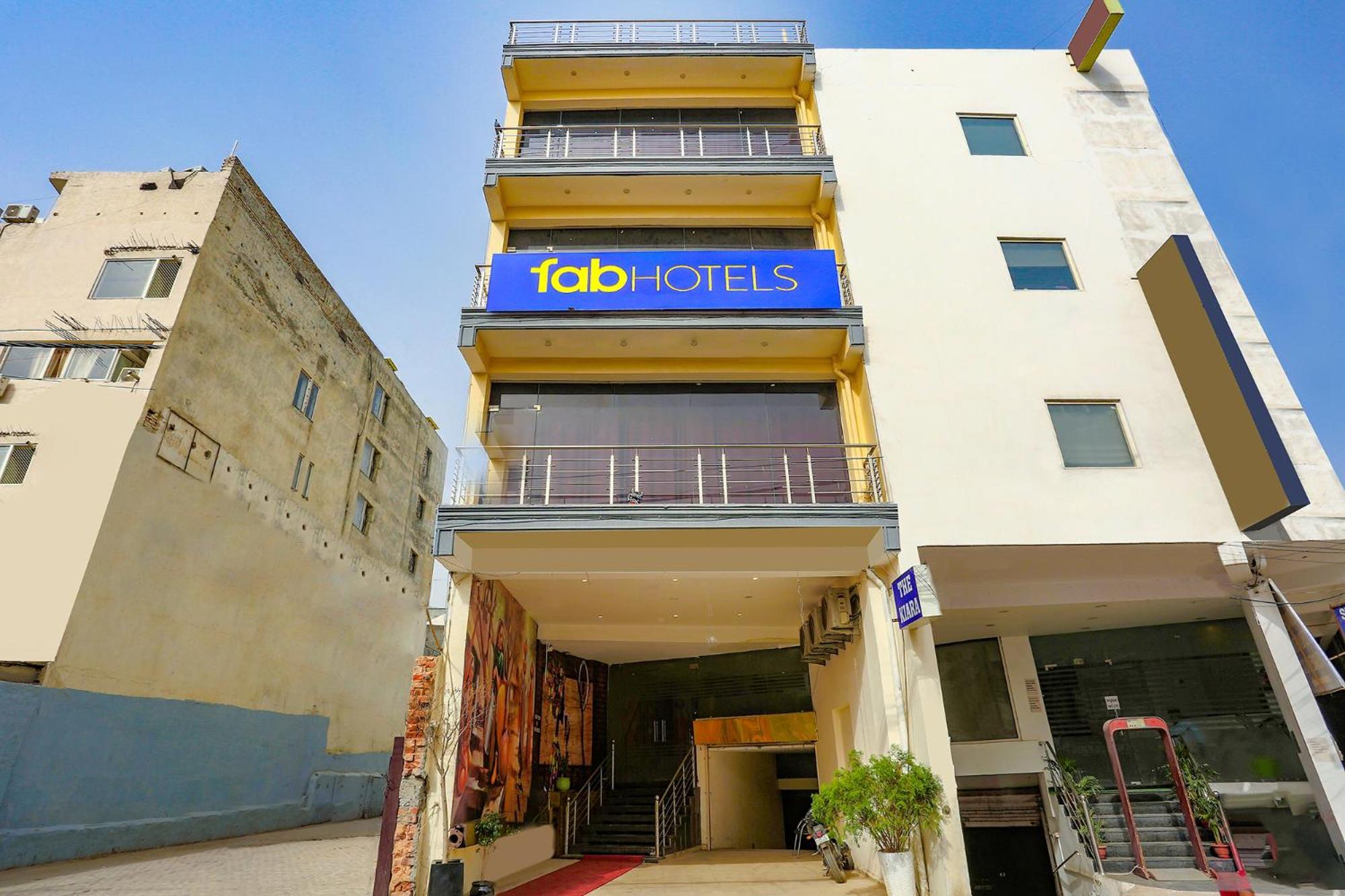 Fabhotel The Kiara Near Igi Delhi Airport 뉴델리 외부 사진